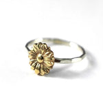 Gold sunflower ring – subtle sparkle