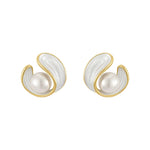 Luxurious earrings with white opal and pearl in gold – Gentle glow