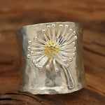 Blooming daisy wide band ring – subtle sparkle
