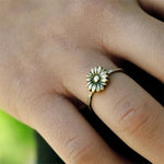 Gold sunflower ring – subtle sparkle