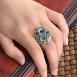 Floral sapphire ring – refined style
