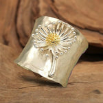 Blooming daisy wide band ring – subtle sparkle