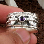 Bee purple gemstone meditation ring – classic charm