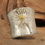 Blooming daisy wide band ring – subtle sparkle