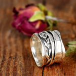 Vintage silver flower ring – radiant shine