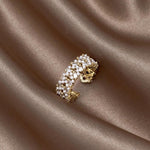 Luxurious pearl ring in gold – Soft luster