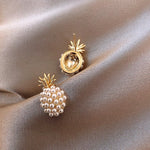 Tropical pineapple and pearl-studded earrings – Playful accent
