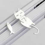 Silver climbing kitten earring – Playful charm
