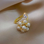 Adjustable cute ring with pearls – Soft detail