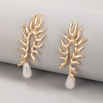 Coral earrings with freshwater pearls – Coastal feel