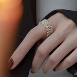 Luxurious pearl ring in gold – Soft luster
