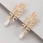 Coral earrings with freshwater pearls – Coastal feel