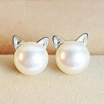 Kitten earrings with cultured pearls and silver – Playful grace