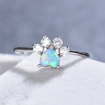 Opal and zirconia ring – Subtle sparkle