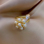Adjustable cute ring with pearls – Soft detail