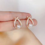 Pearl earrings with glitter – Gentle shimmer