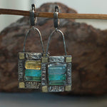 Earrings made of blue-green crystal stone – Cool tones