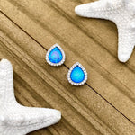 Earrings made of opal and silver – Subtle shine