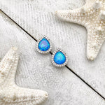 Earrings made of opal and silver – Subtle shine