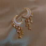Luxurious moonlight earrings – Soft radiance
