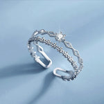 Adjustable zirconia ring in silver – subtle sparkle