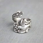 Hummingbird flower ring – radiant shine