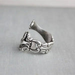 Hummingbird flower ring – radiant shine