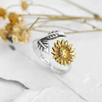 Adjustable sunflower ring made of gold – luxurious appeal