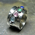 Birthstone ring – radiant shine