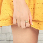 Adjustable sunflower ring made of gold – luxurious appeal