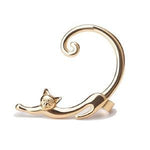 Silver luxury earring for cats – Playful design